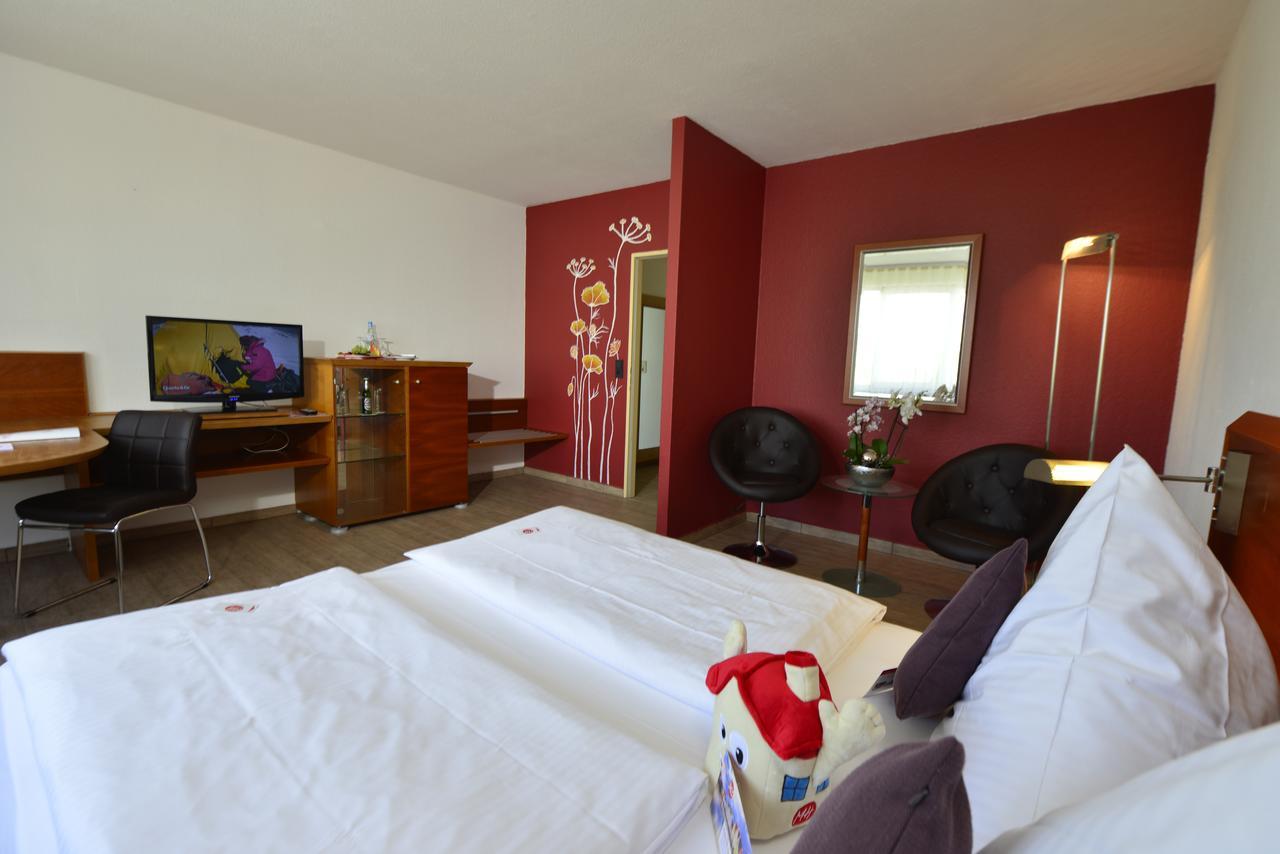 Michel Hotel Frankfurt Airport Rüsselsheim Zewnętrze zdjęcie