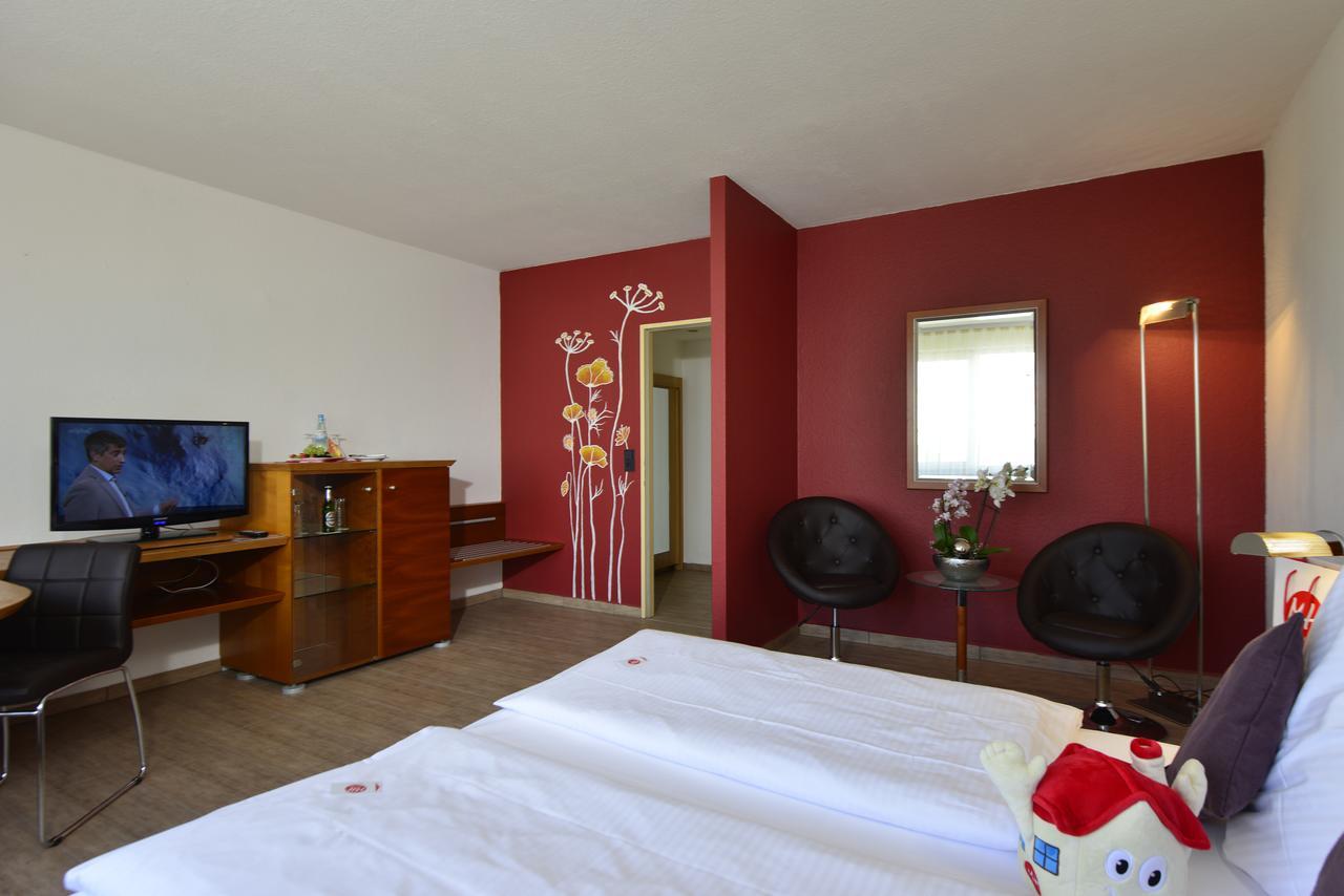 Michel Hotel Frankfurt Airport Rüsselsheim Zewnętrze zdjęcie