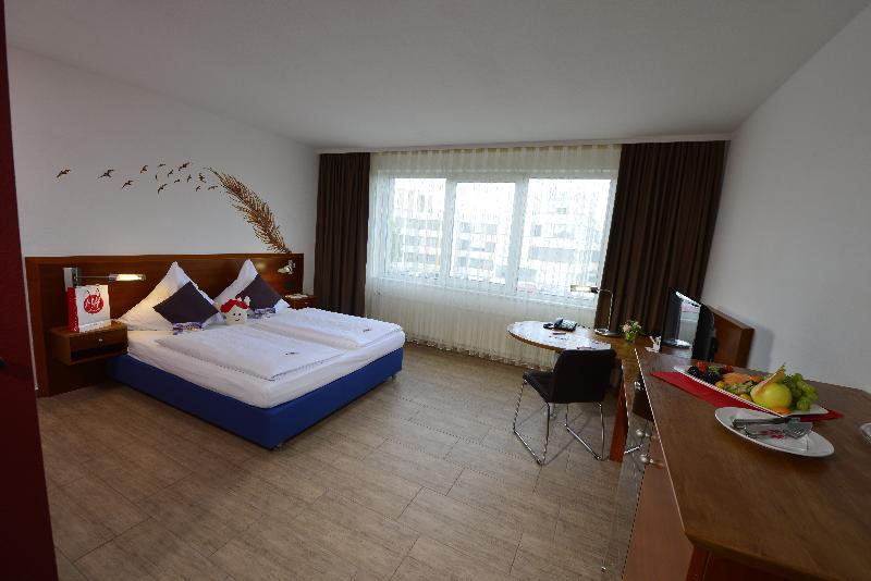 Michel Hotel Frankfurt Airport Rüsselsheim Zewnętrze zdjęcie